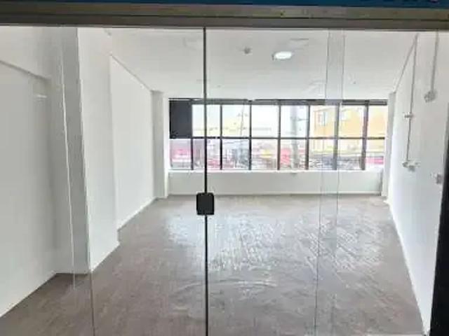 Ponto Comercial aluguel em Região Imediata de São Paulo, Região Metropolitana de São Paulo