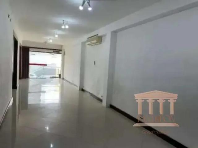 Ponto Comercial aluguel em Região Imediata de São Paulo, Região Metropolitana de São Paulo