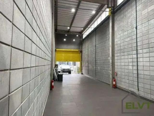 Ponto Comercial aluguel em Região Imediata de São Paulo, Região Metropolitana de São Paulo