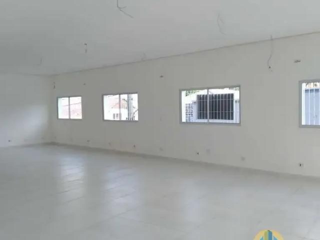 Ponto Comercial aluguel em Região Imediata de São Paulo, Região Metropolitana de São Paulo