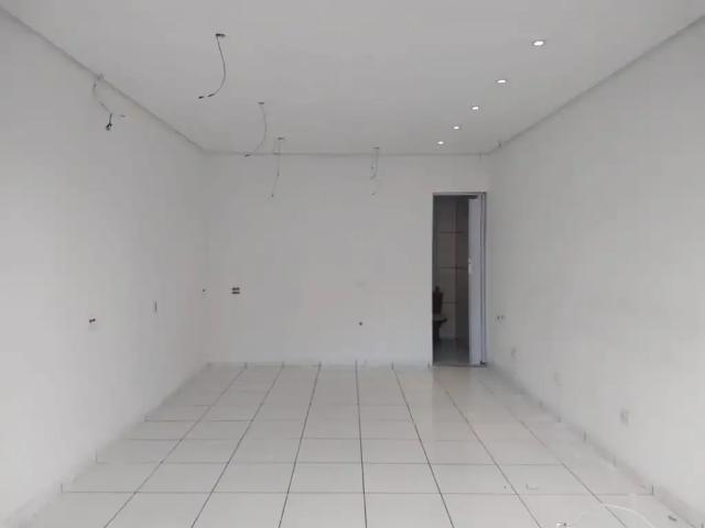 Ponto Comercial aluguel em Região Imediata de São Paulo, Região Metropolitana de São Paulo