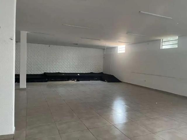Ponto Comercial aluguel em Jardim Santo Antônio, Osasco