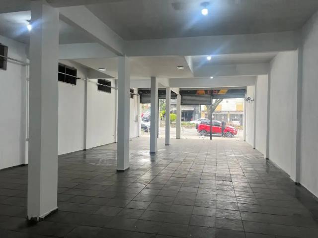 Ponto Comercial aluguel em Região Imediata de São Paulo, Região Metropolitana de São Paulo