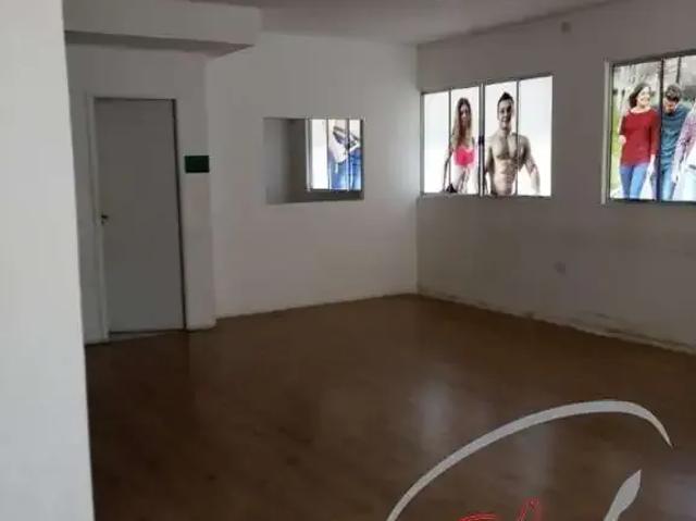 Ponto Comercial aluguel em Região Imediata de São Paulo, Região Metropolitana de São Paulo