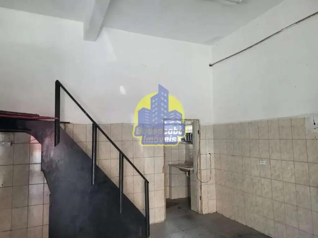 Ponto Comercial aluguel em Região Imediata de São Paulo, Região Metropolitana de São Paulo