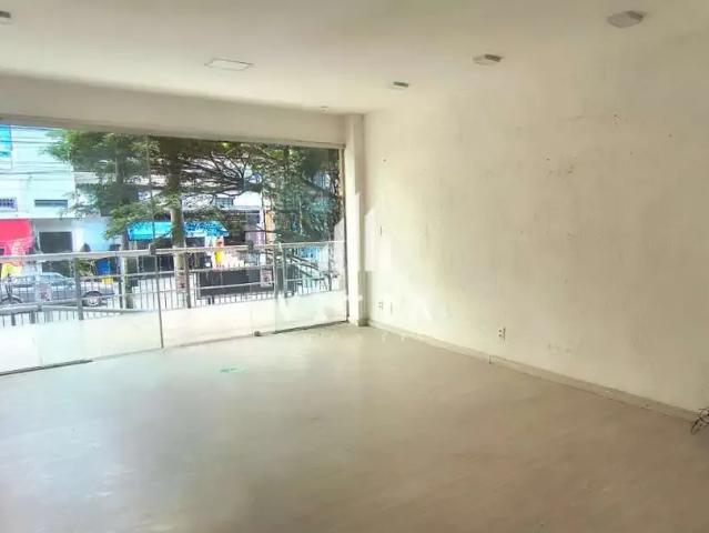 Ponto Comercial aluguel em Petrópolis