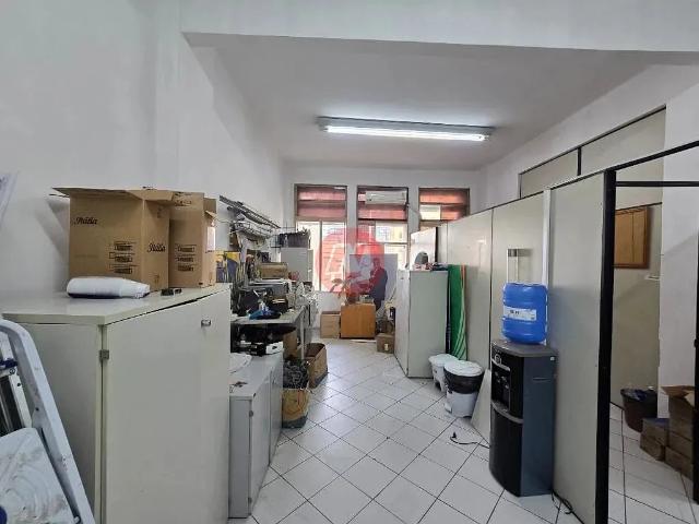 Ponto Comercial aluguel em Porto Alegre, Região Geográfica Intermediária de Porto Alegre