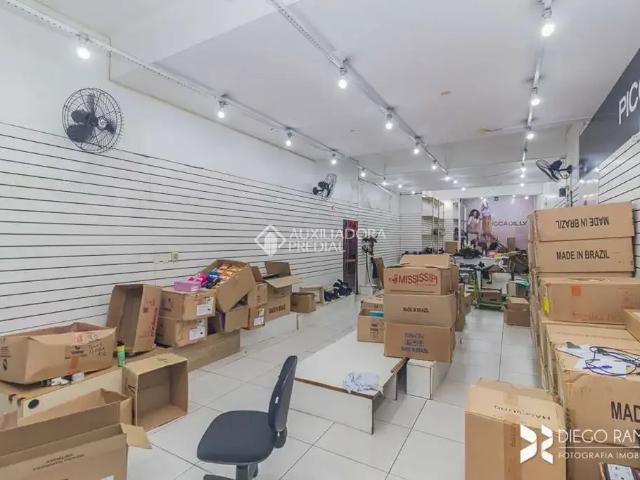 Ponto Comercial aluguel em Santa Cecília, Porto Alegre