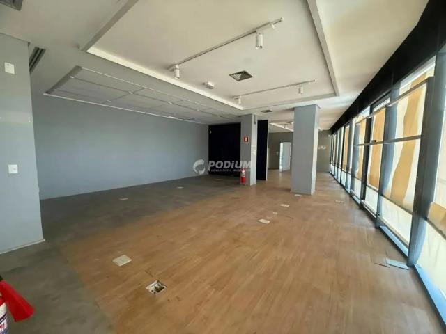 Ponto Comercial aluguel em Barra Olímpica, Rio de Janeiro