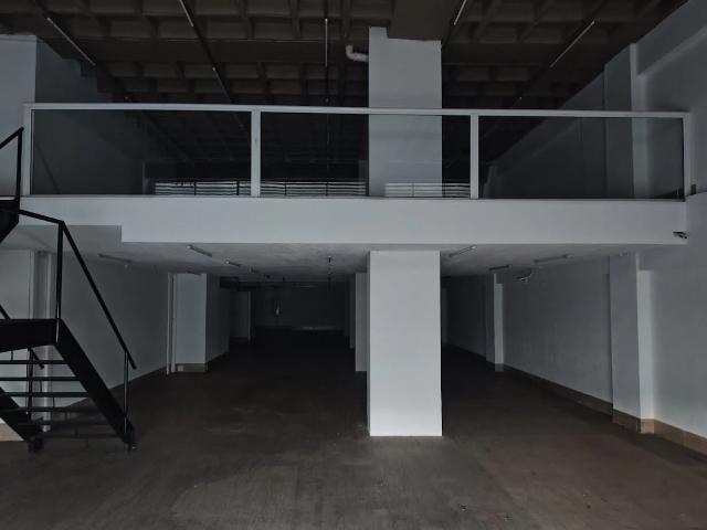 Ponto Comercial aluguel em Campo Grande, Rio de Janeiro