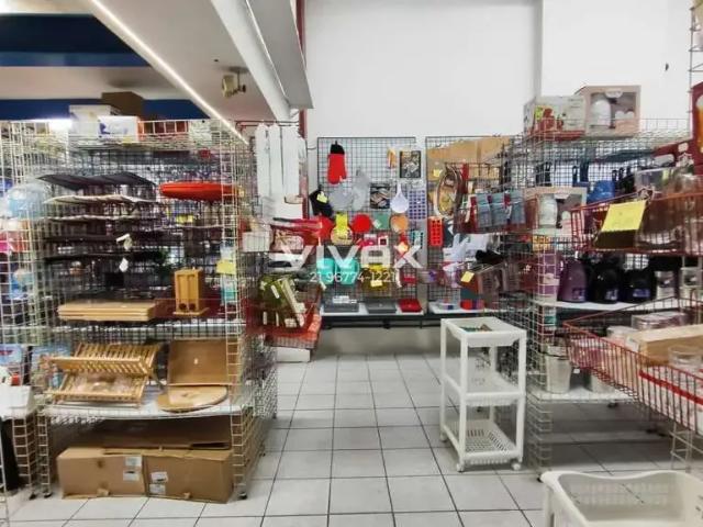 Ponto Comercial aluguel em Bairro Peixoto, Rio de Janeiro