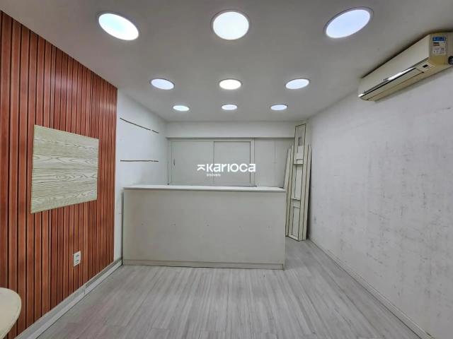 Ponto Comercial aluguel em Del Castilho, Rio de Janeiro