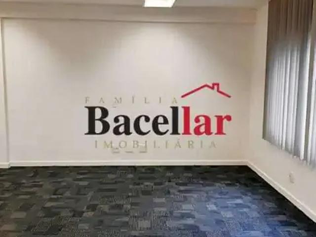 Ponto Comercial aluguel em Laranjeiras, Rio de Janeiro
