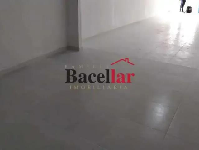 Ponto Comercial aluguel em Região Geográfica Imediata do Rio de Janeiro, Região Metropolitana do Rio de Janeiro