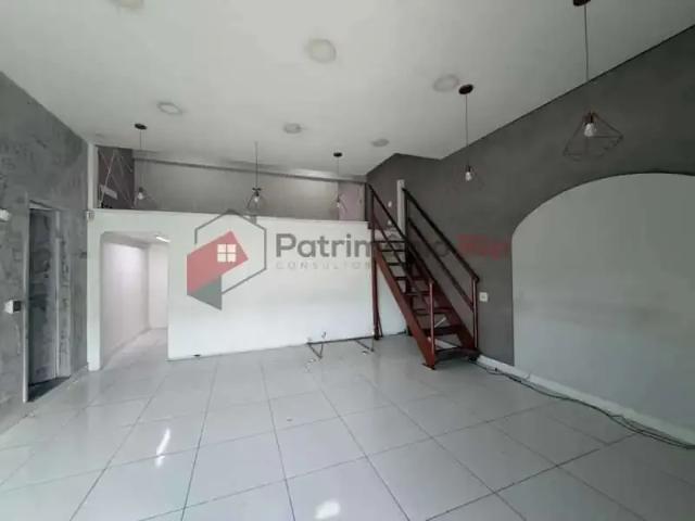 Ponto Comercial aluguel em Região Geográfica Imediata do Rio de Janeiro, Região Metropolitana do Rio de Janeiro