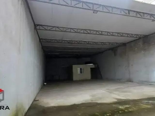 Ponto Comercial aluguel em Região Imediata de São Paulo, Região Metropolitana de São Paulo