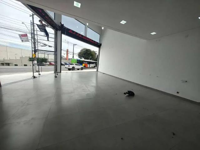 Ponto Comercial aluguel em Região Imediata de São Paulo, Região Metropolitana de São Paulo