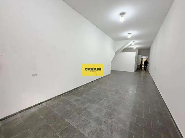 Ponto Comercial aluguel em Região Imediata de São Paulo, Região Metropolitana de São Paulo