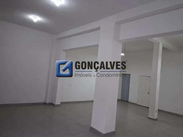 Ponto Comercial aluguel em Região Imediata de São Paulo, Região Metropolitana de São Paulo