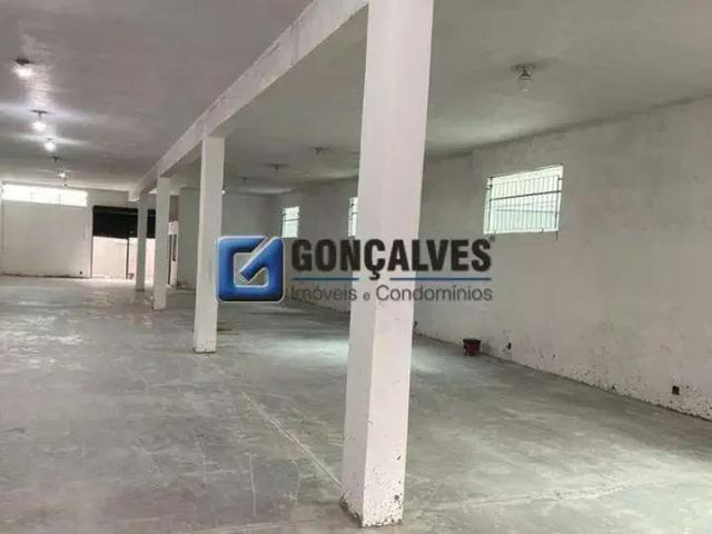 Ponto Comercial aluguel em Região Imediata de São Paulo, Região Metropolitana de São Paulo