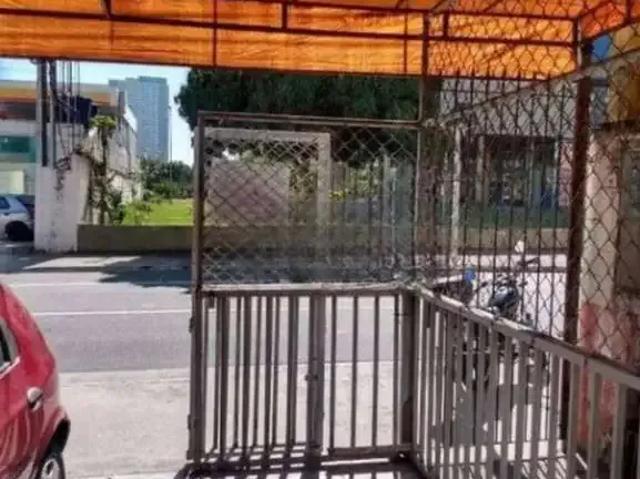 Ponto Comercial aluguel em Região Imediata de São Paulo, Região Metropolitana de São Paulo
