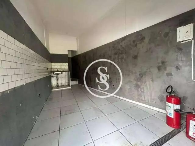 Ponto Comercial aluguel em Região Imediata de São Paulo, Região Metropolitana de São Paulo