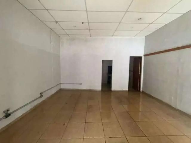 Ponto Comercial aluguel em Região Imediata de São Paulo, Região Metropolitana de São Paulo