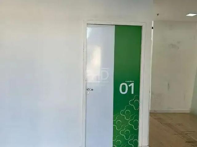 Ponto Comercial aluguel em Região Imediata de São Paulo, Região Metropolitana de São Paulo