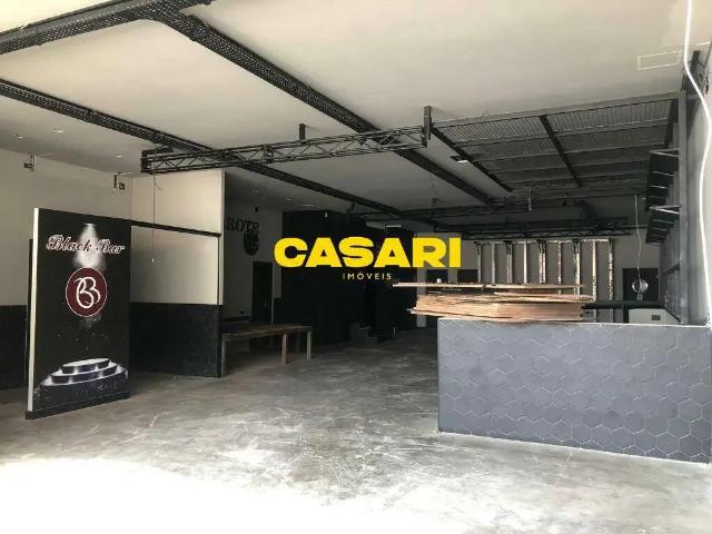 Ponto Comercial aluguel em Região Imediata de São Paulo, Região Metropolitana de São Paulo
