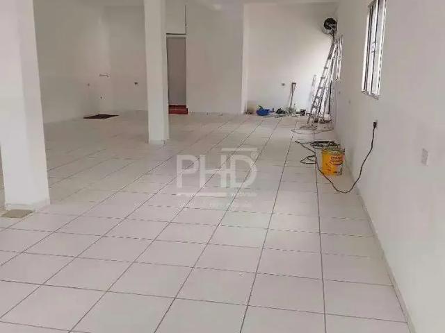 Ponto Comercial aluguel em Região Imediata de São Paulo, Região Metropolitana de São Paulo