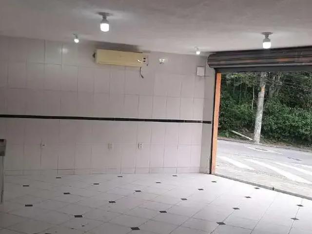 Ponto Comercial aluguel em Região Imediata de São Paulo, Região Metropolitana de São Paulo