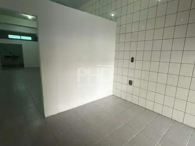 Ponto Comercial aluguel em Região Imediata de São Paulo, Região Metropolitana de São Paulo
