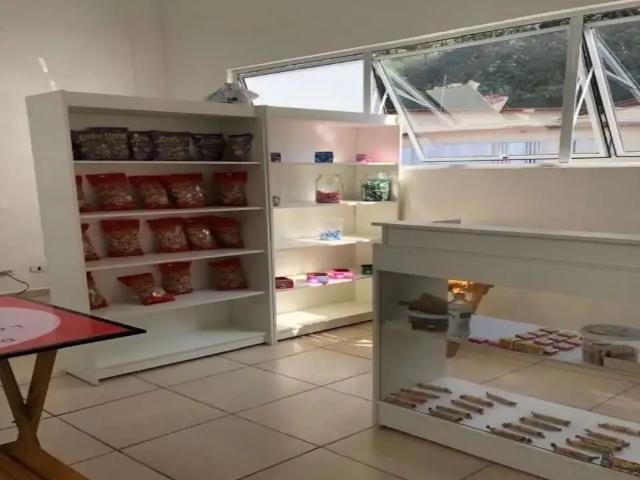Ponto Comercial aluguel em Região Imediata de São Paulo, Região Metropolitana de São Paulo