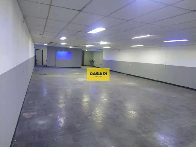 Ponto Comercial aluguel em Região Imediata de São Paulo, Região Metropolitana de São Paulo