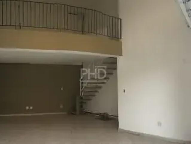 Ponto Comercial aluguel em Região Imediata de São Paulo, Região Metropolitana de São Paulo