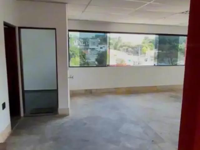 Ponto Comercial aluguel em Região Imediata de São Paulo, Região Metropolitana de São Paulo