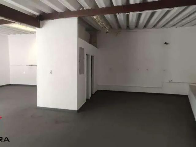 Ponto Comercial aluguel em Região Imediata de São Paulo, Região Metropolitana de São Paulo
