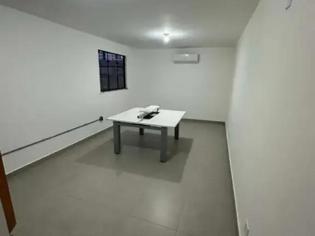 Ponto Comercial aluguel em Região Imediata de São Paulo, Região Metropolitana de São Paulo