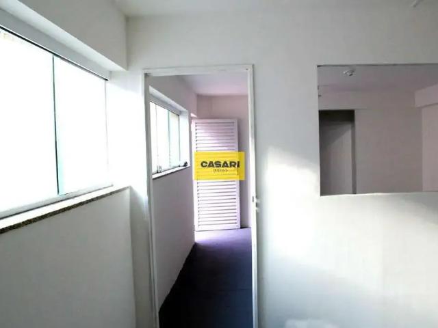 Ponto Comercial aluguel em Região Imediata de São Paulo, Região Metropolitana de São Paulo