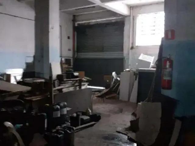 Ponto Comercial aluguel em Região Imediata de São Paulo, Região Metropolitana de São Paulo