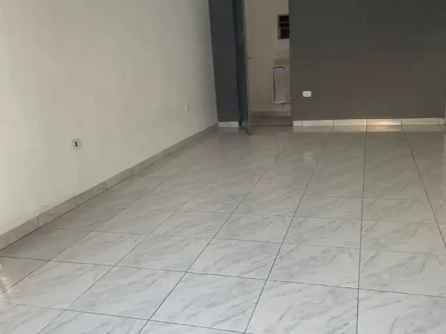 Ponto Comercial aluguel em Região Imediata de São Paulo, Região Metropolitana de São Paulo
