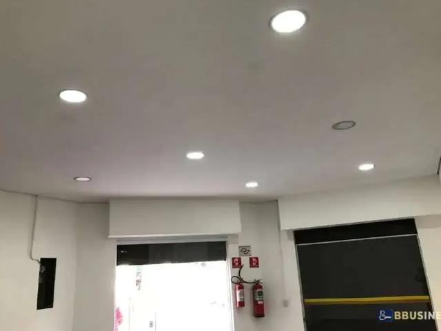 Ponto Comercial aluguel em Região Imediata de São Paulo, Região Metropolitana de São Paulo