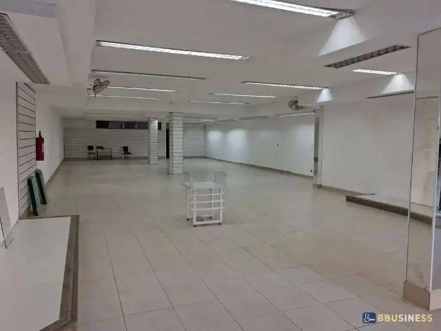 Ponto Comercial aluguel em Região Imediata de São Paulo, Região Metropolitana de São Paulo