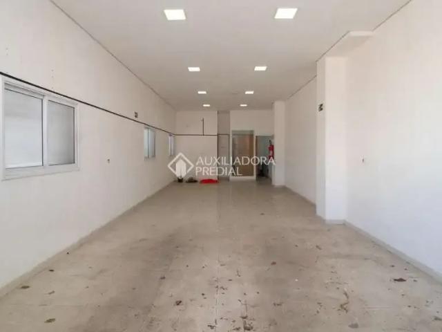 Ponto Comercial aluguel em Região Imediata de São Paulo, Região Metropolitana de São Paulo