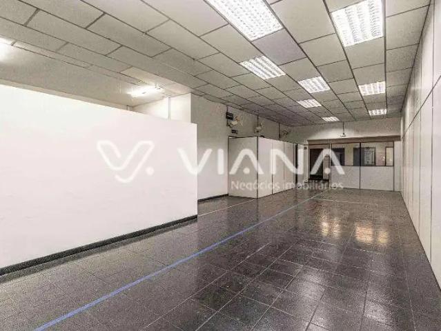 Ponto Comercial aluguel em Região Imediata de São Paulo, Região Metropolitana de São Paulo