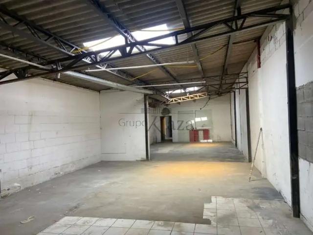 Ponto Comercial aluguel em Região Imediata de São José dos Campos, Região Metropolitana do Vale do Paraíba e Litoral Norte