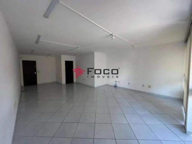 Ponto Comercial aluguel em Região Imediata de São José dos Campos, Região Metropolitana do Vale do Paraíba e Litoral Norte
