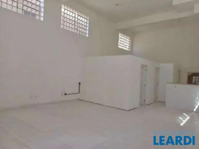 Ponto Comercial aluguel em Região Imediata de São José dos Campos, Região Metropolitana do Vale do Paraíba e Litoral Norte