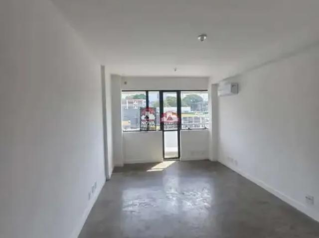 Ponto Comercial aluguel em Região Imediata de São José dos Campos, Região Metropolitana do Vale do Paraíba e Litoral Norte