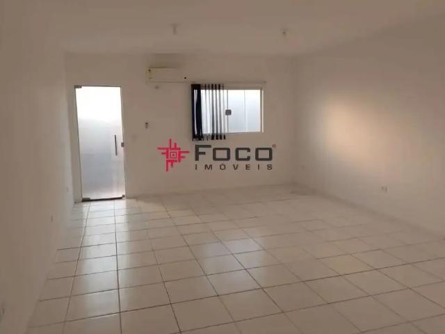 Ponto Comercial aluguel em Região Imediata de São José dos Campos, Região Metropolitana do Vale do Paraíba e Litoral Norte